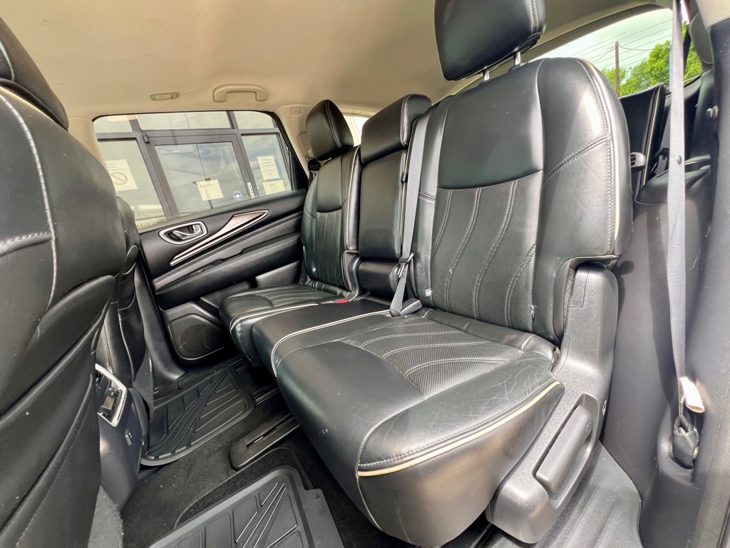 Photo 10 of this INFINITI QX60