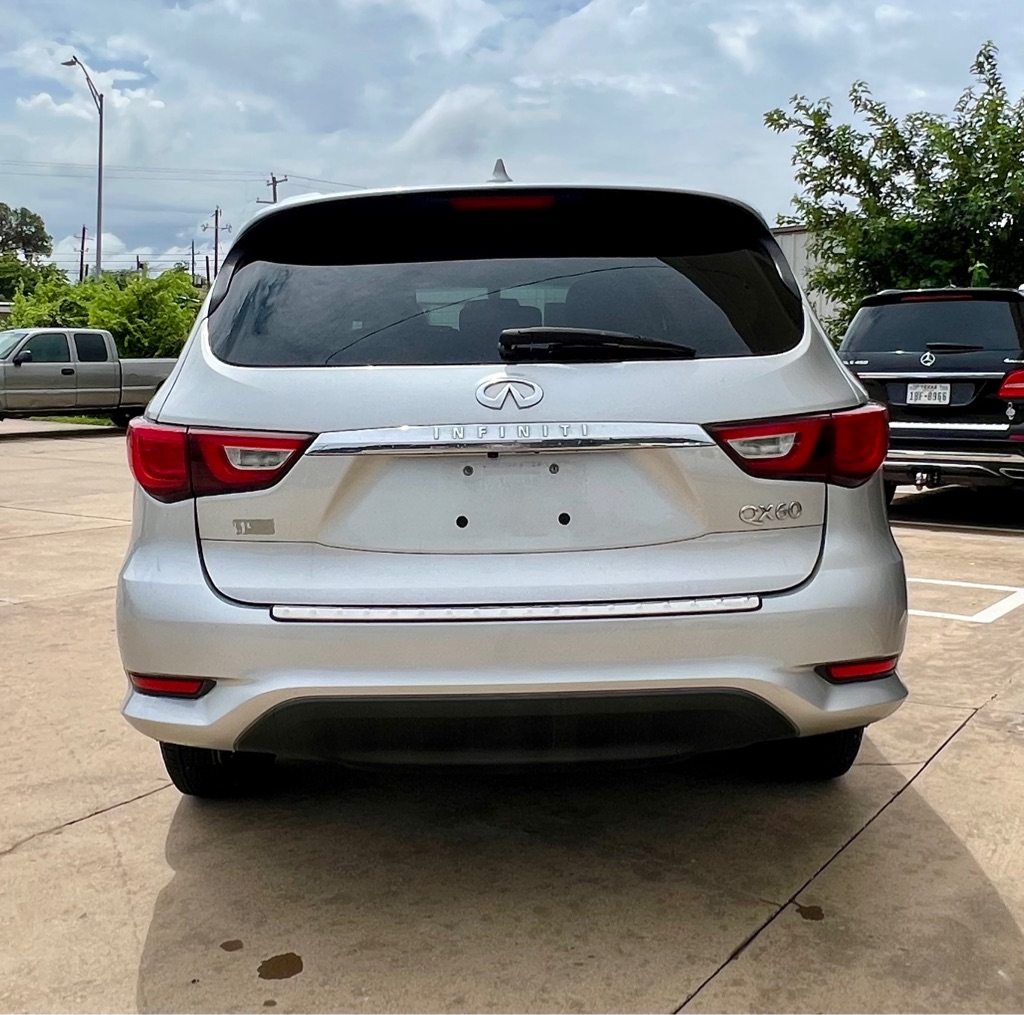 Photo 5 of this INFINITI QX60