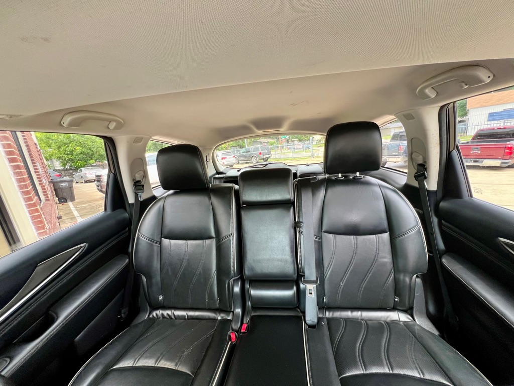 Photo 9 of this INFINITI QX60