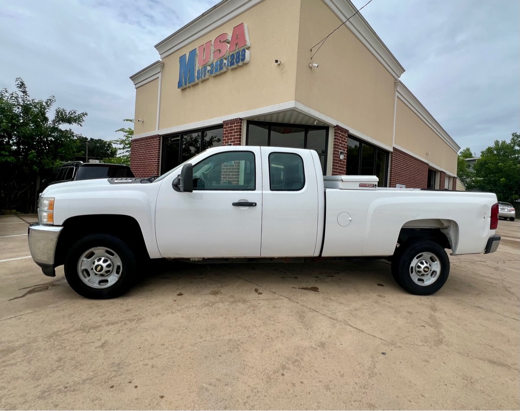 Photo 3 of this CHEVROLET SILVERADO 2500
