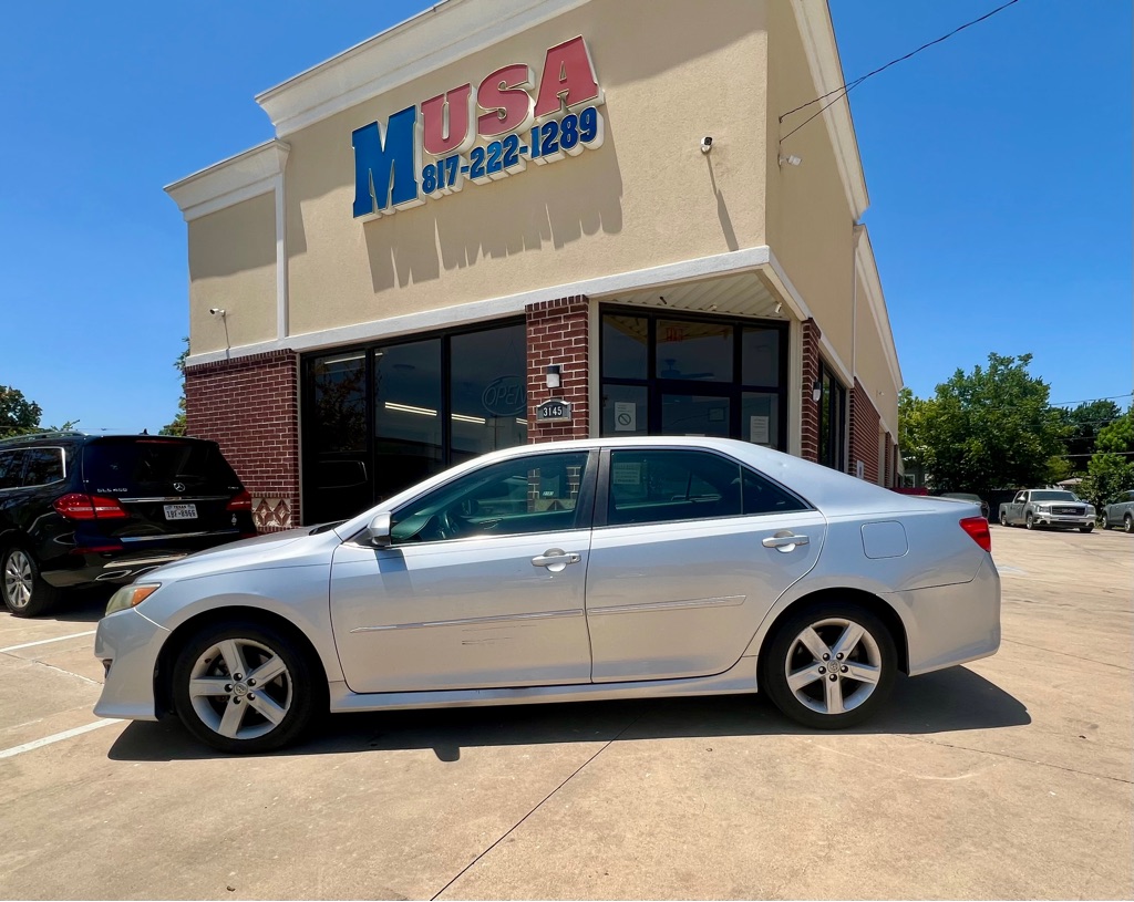 Photo 3 of this TOYOTA CAMRY