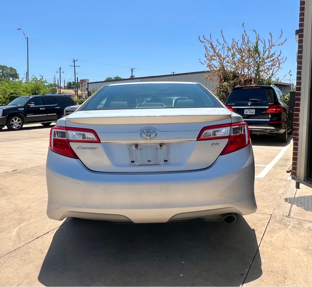 Photo 5 of this TOYOTA CAMRY