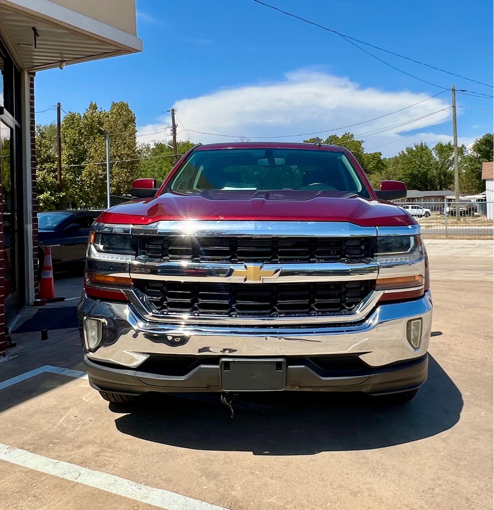 Photo 2 of this CHEVROLET SILVERADO 1500
