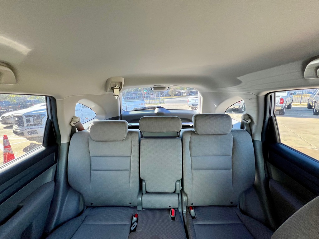 Photo 13 of this HONDA CR-V
