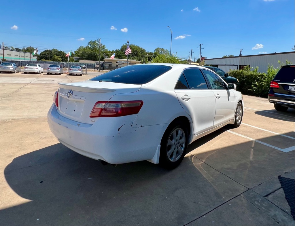 Photo 6 of this TOYOTA CAMRY