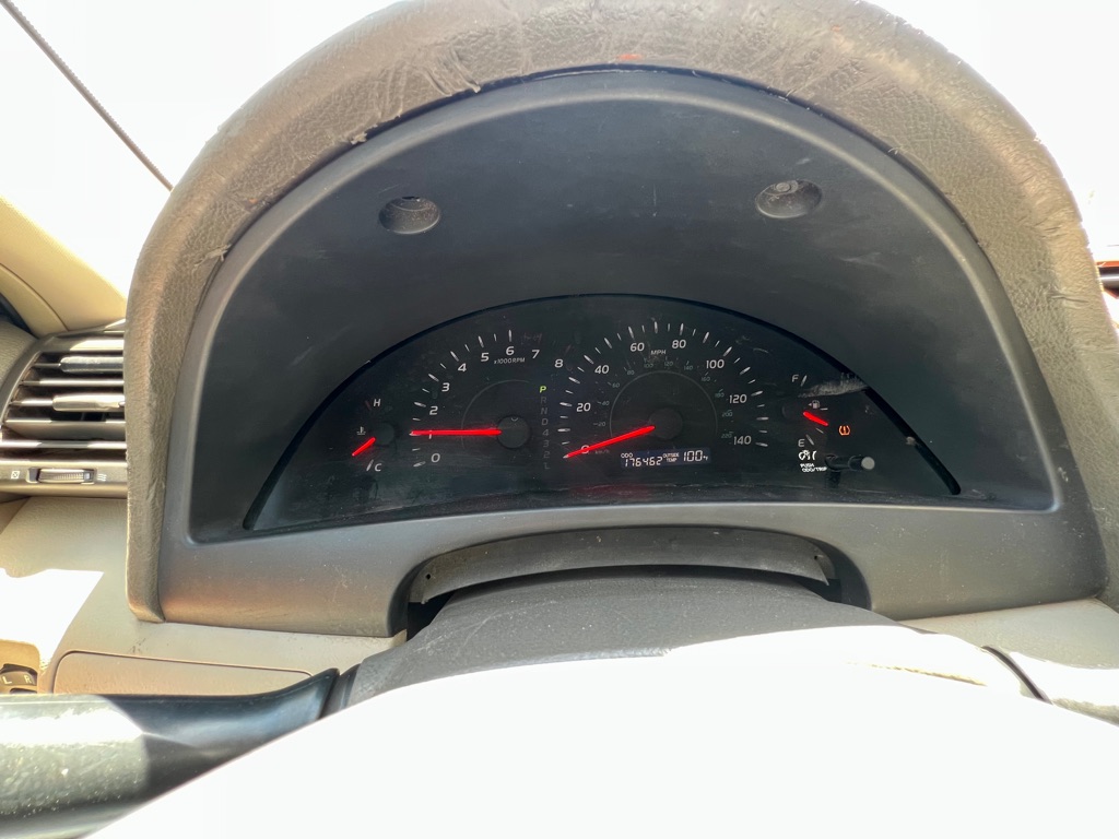 Photo 10 of this TOYOTA CAMRY