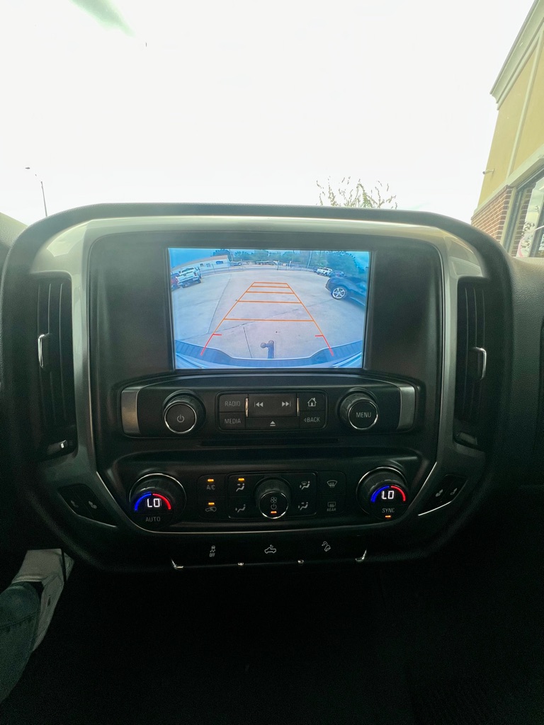 Photo 10 of this CHEVROLET SILVERADO 1500