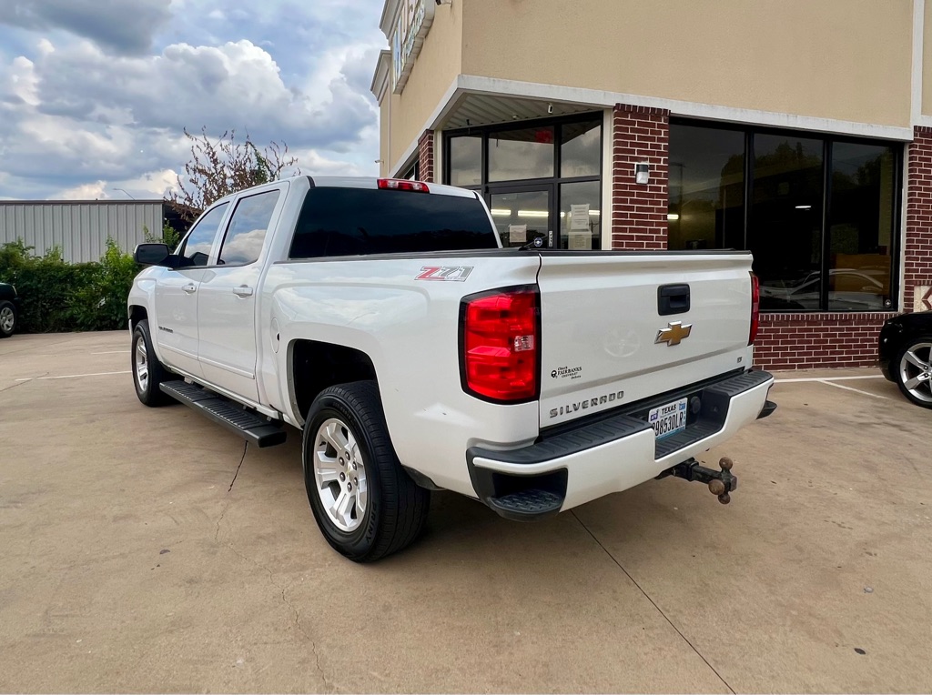 Photo 4 of this CHEVROLET SILVERADO 1500