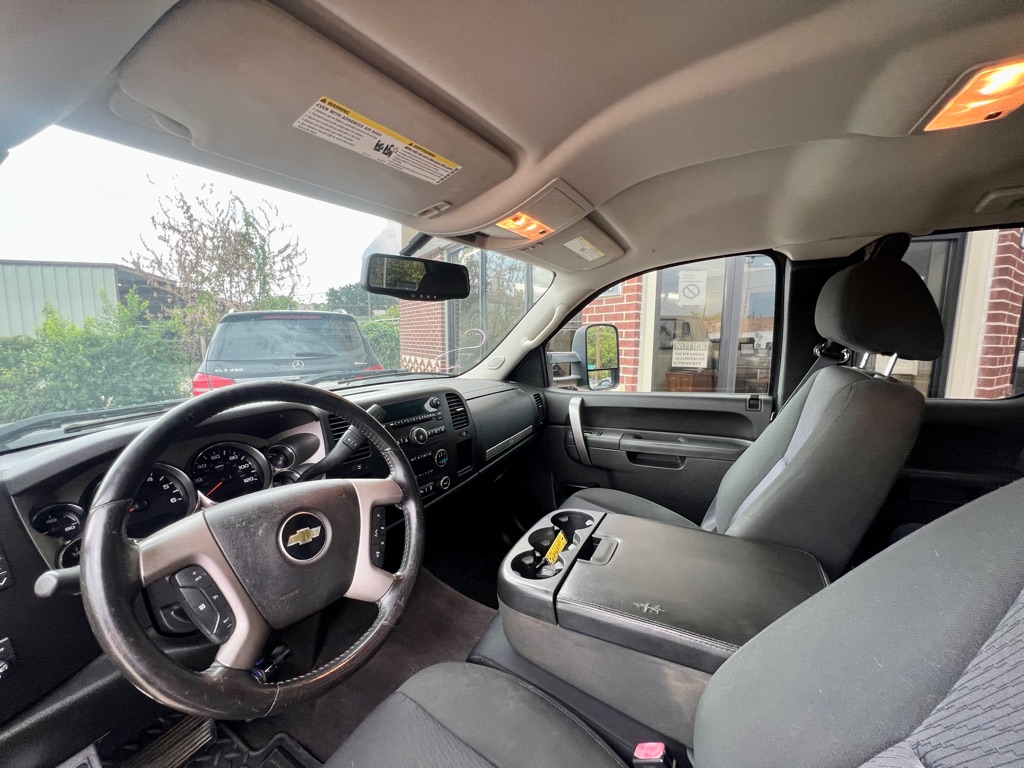 Photo 8 of this CHEVROLET SILVERADO 1500