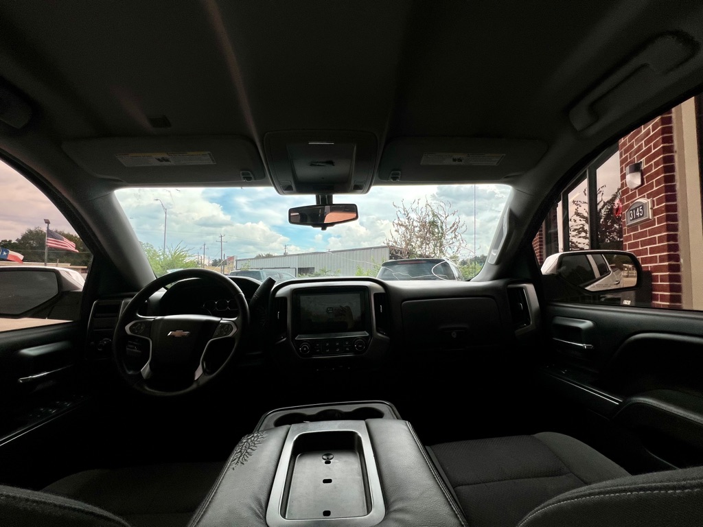 Photo 8 of this CHEVROLET SILVERADO 1500
