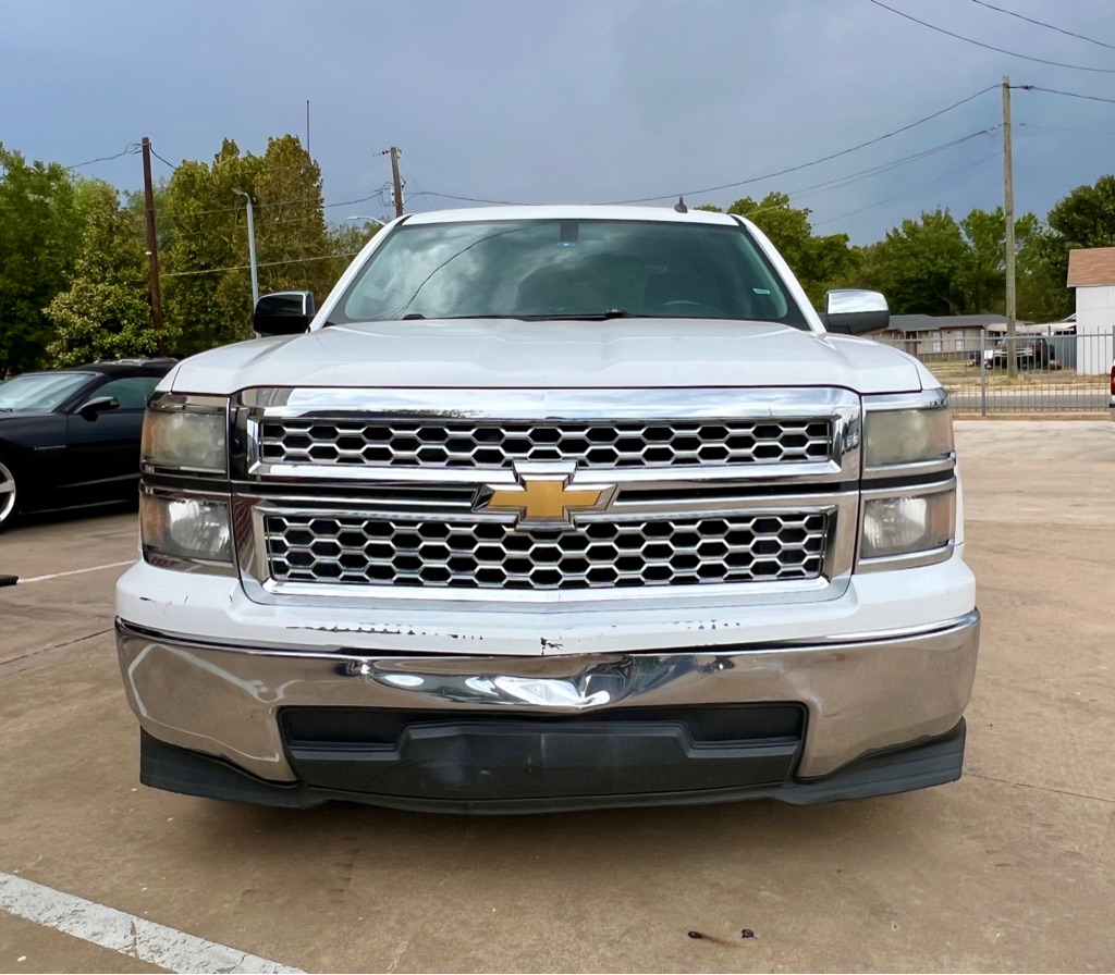Photo 2 of this CHEVROLET SILVERADO 1500