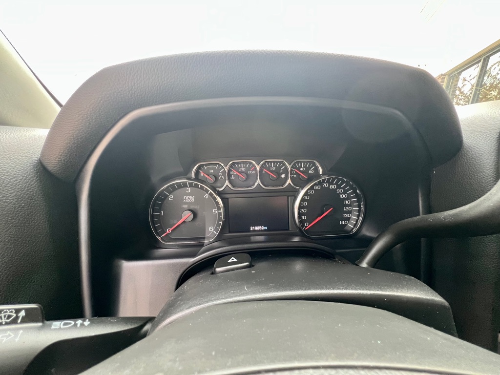 Photo 9 of this CHEVROLET SILVERADO 1500