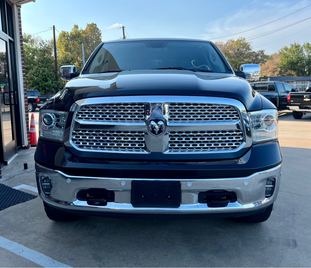 Photo 2 of this RAM 1500