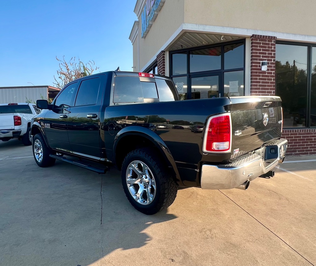 Photo 4 of this RAM 1500