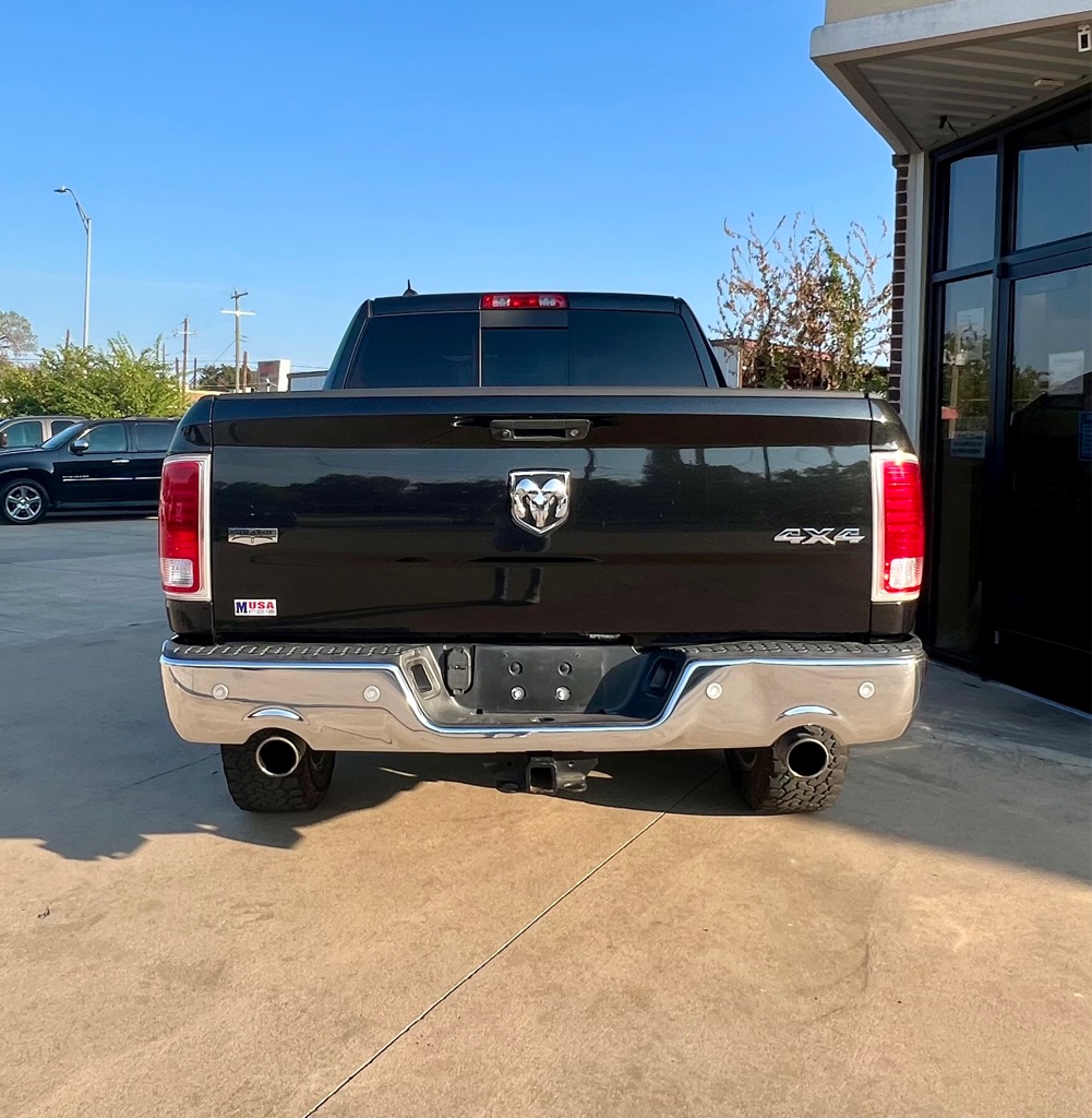 Photo 5 of this RAM 1500