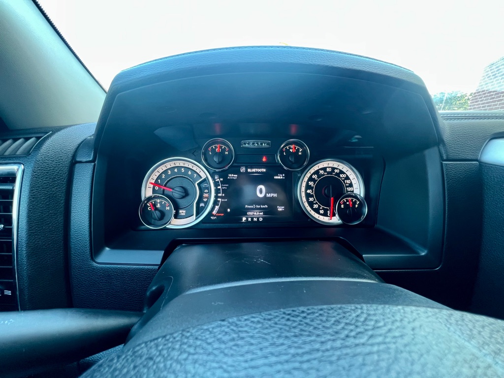 Photo 10 of this RAM 1500