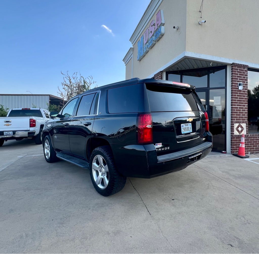 Photo 4 of this CHEVROLET TAHOE