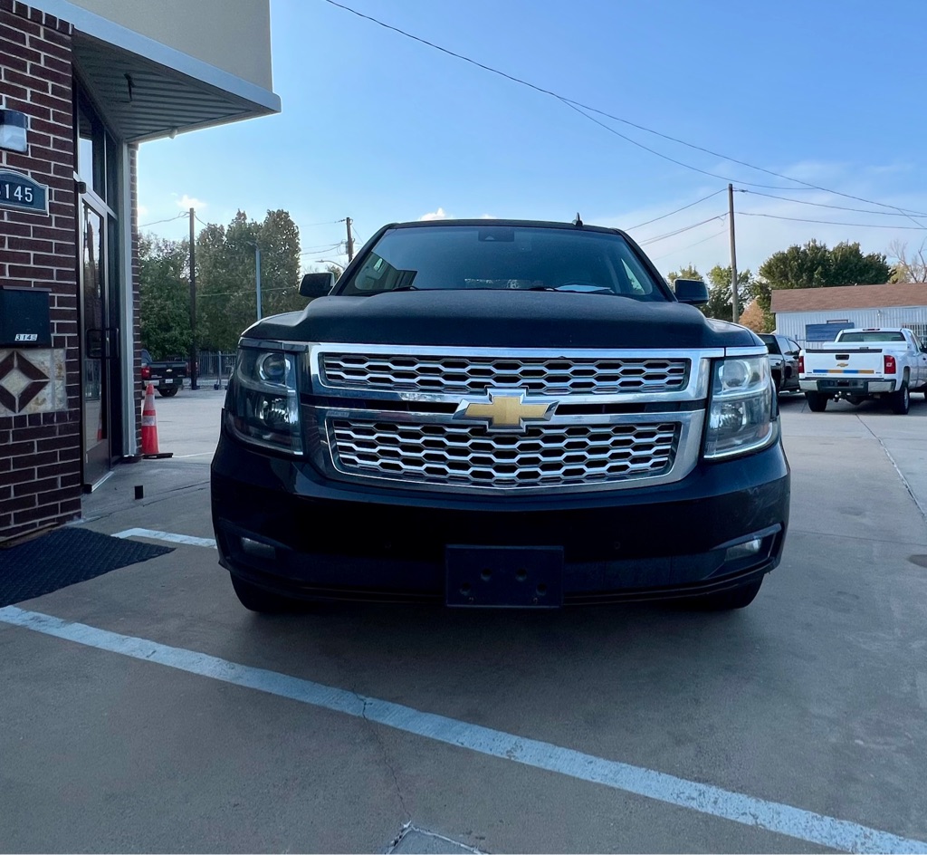 Photo 2 of this CHEVROLET TAHOE