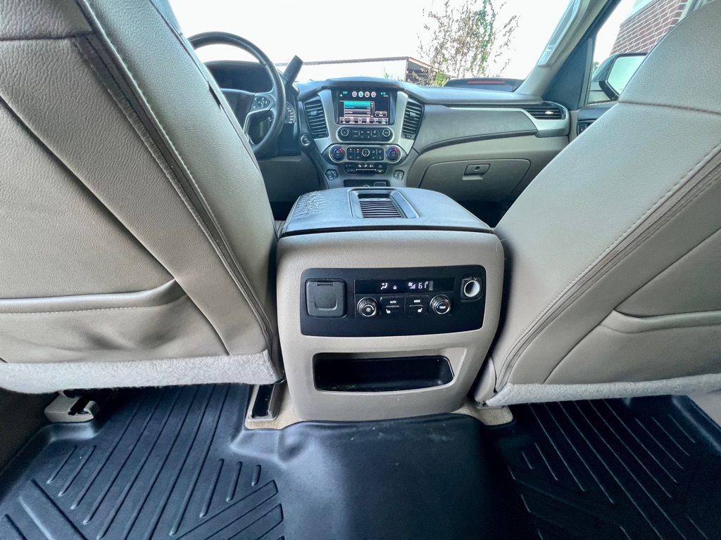 Photo 13 of this CHEVROLET TAHOE