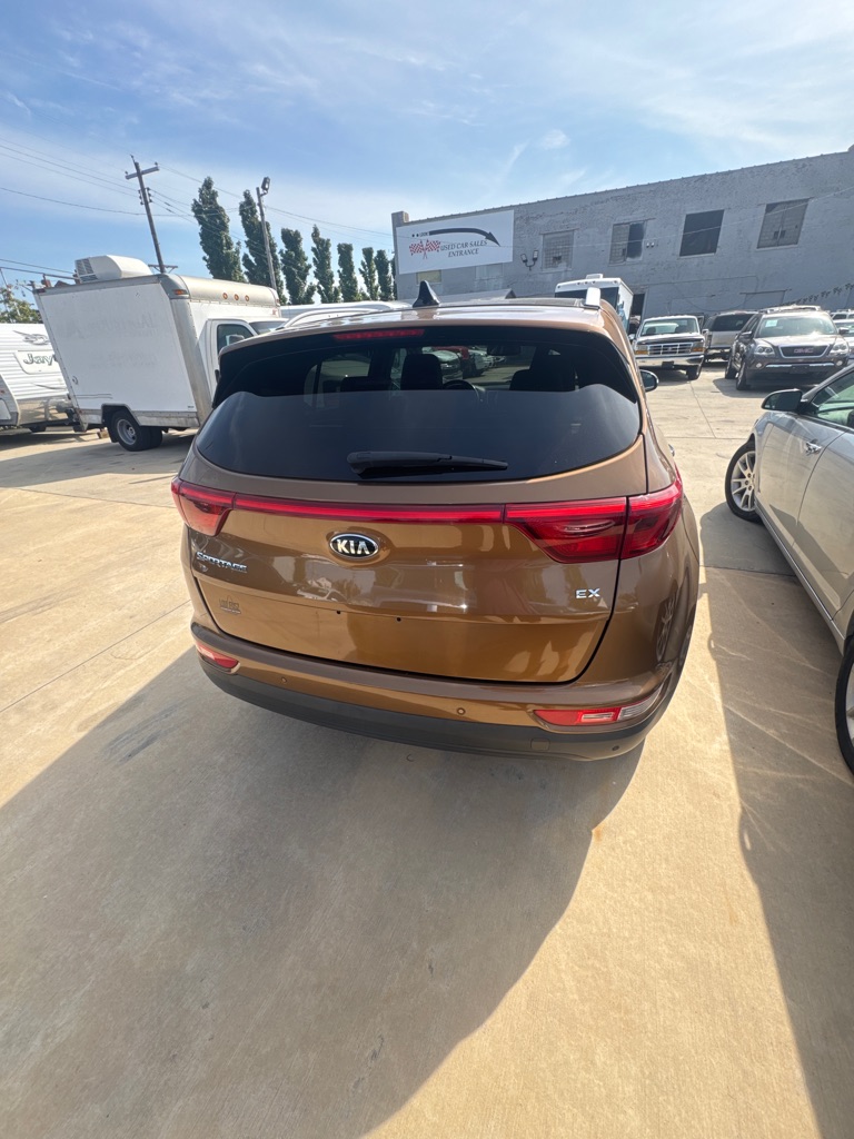 Photo 6 of this KIA SPORTAGE