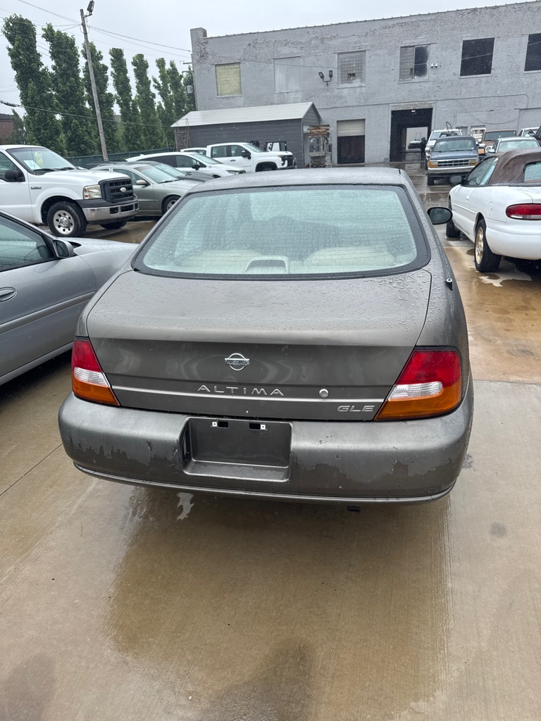 Photo 3 of this NISSAN ALTIMA