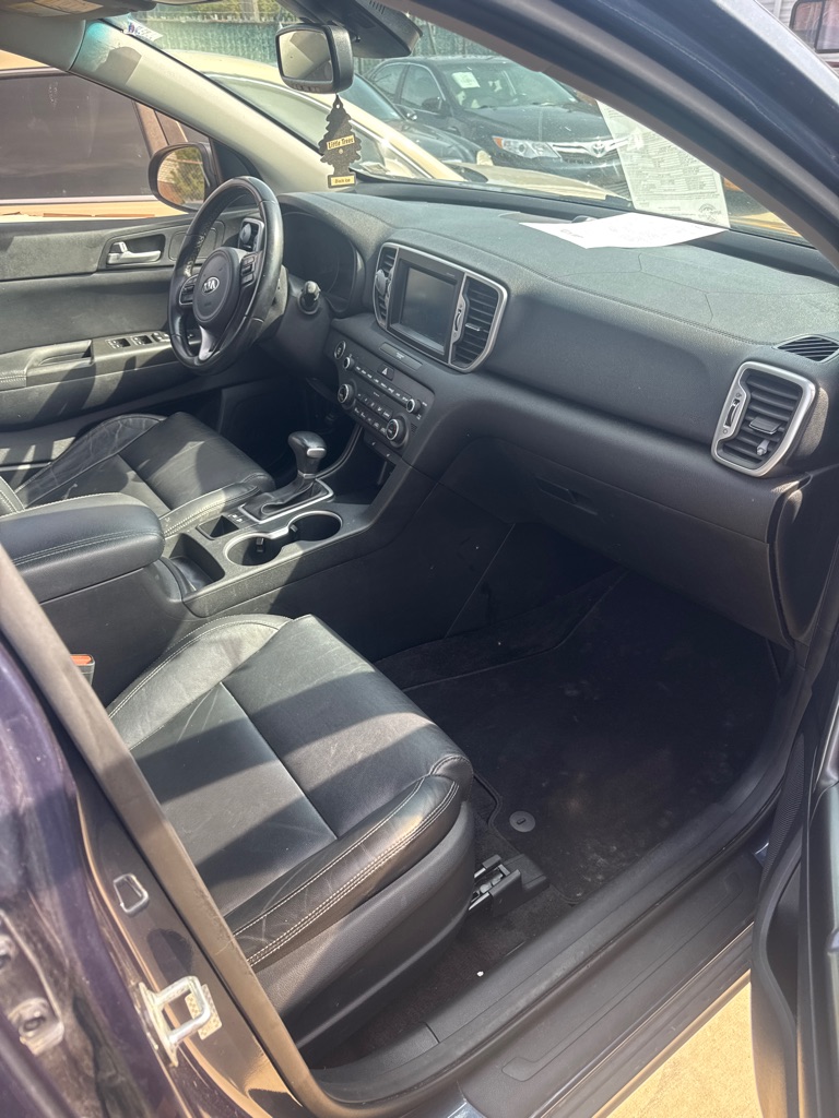Photo 4 of this KIA SPORTAGE