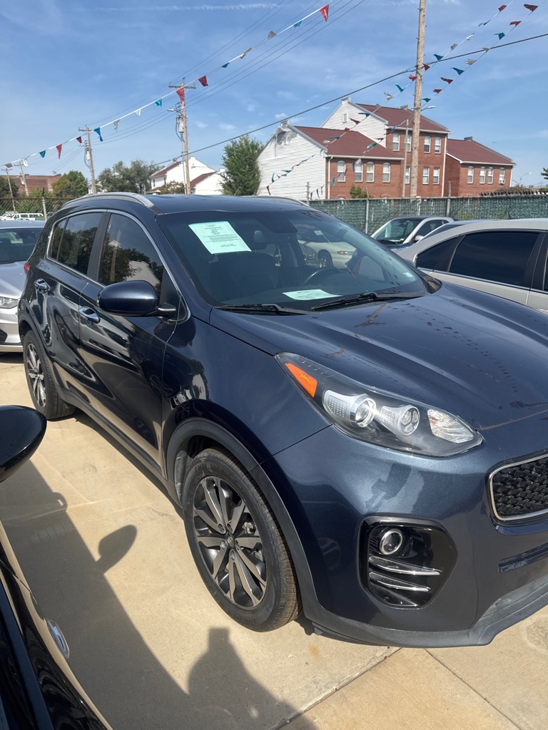 Photo 3 of this KIA SPORTAGE