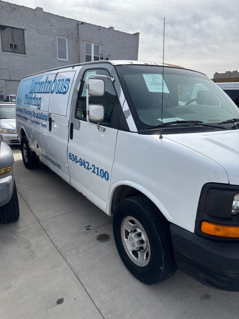 Photo 2 of this CHEVROLET EXPRESS G3500