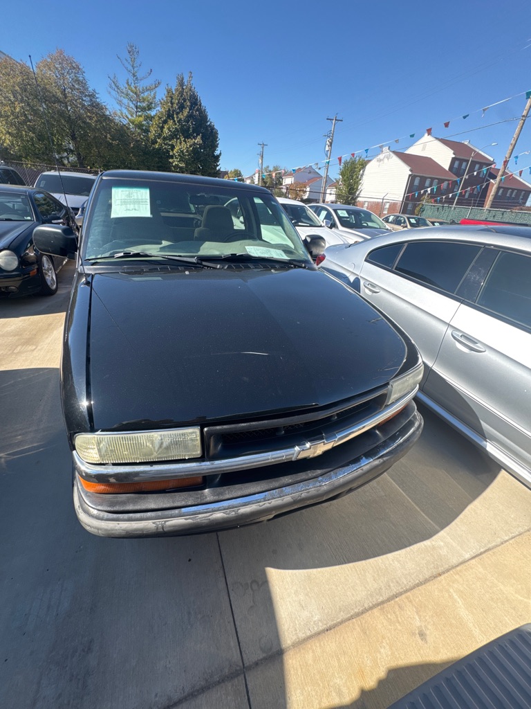 2003 CHEVROLET S TRUCK