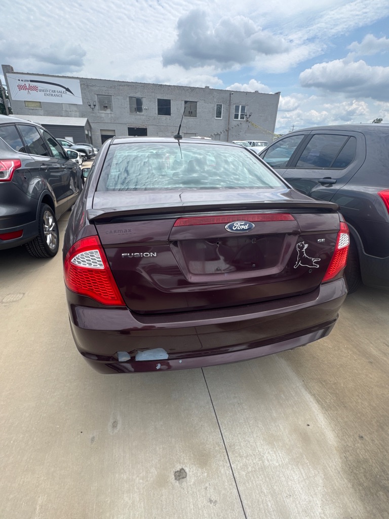 Photo 2 of this FORD FUSION