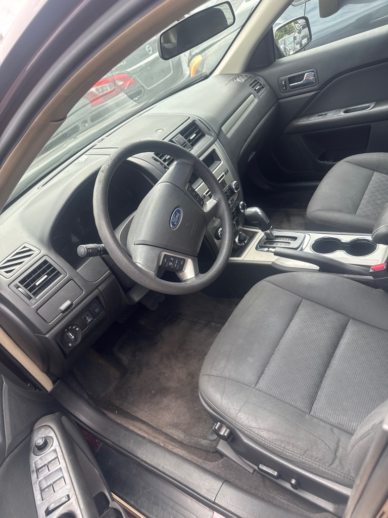 Photo 4 of this FORD FUSION