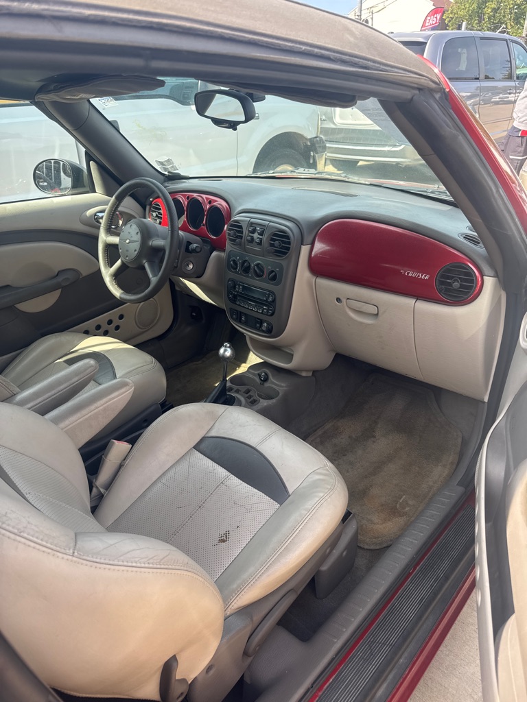 Photo 8 of this CHRYSLER PT CRUISER