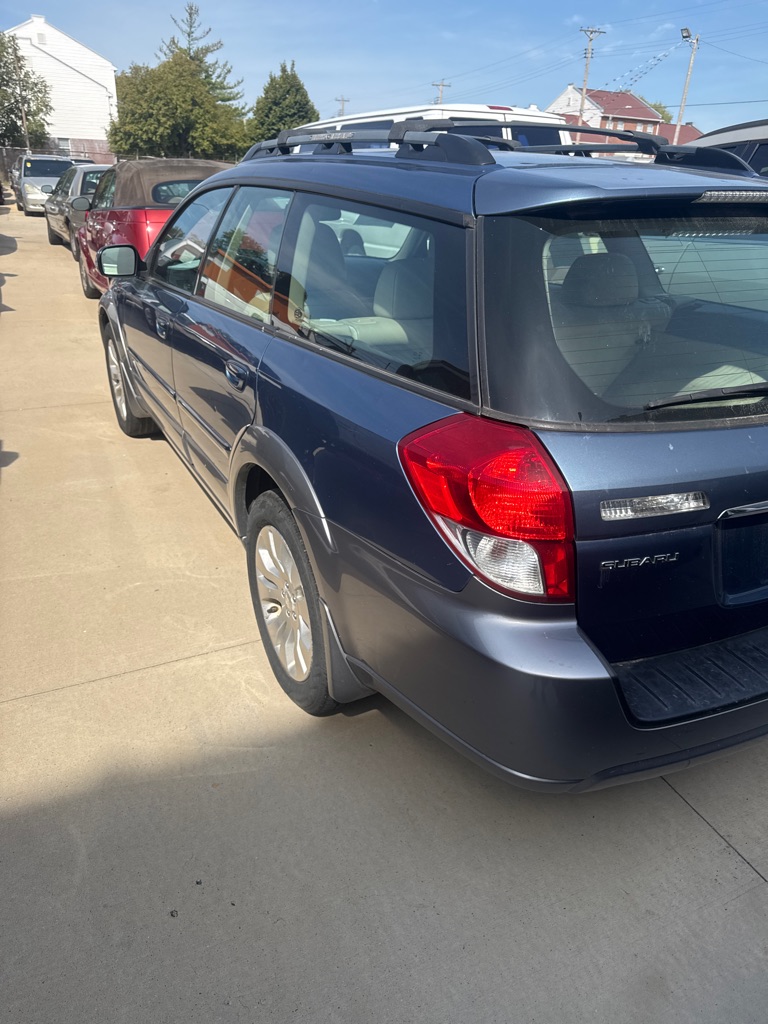 Photo 7 of this SUBARU OUTBACK