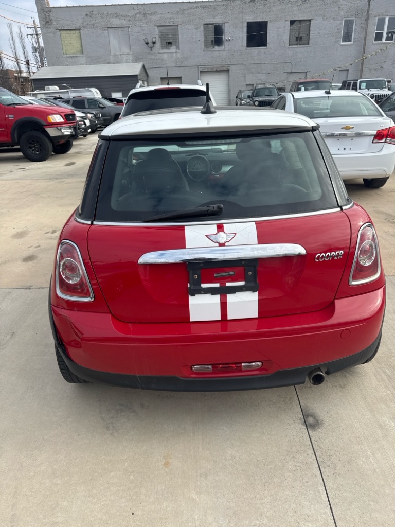 Photo 9 of this MINI COOPER