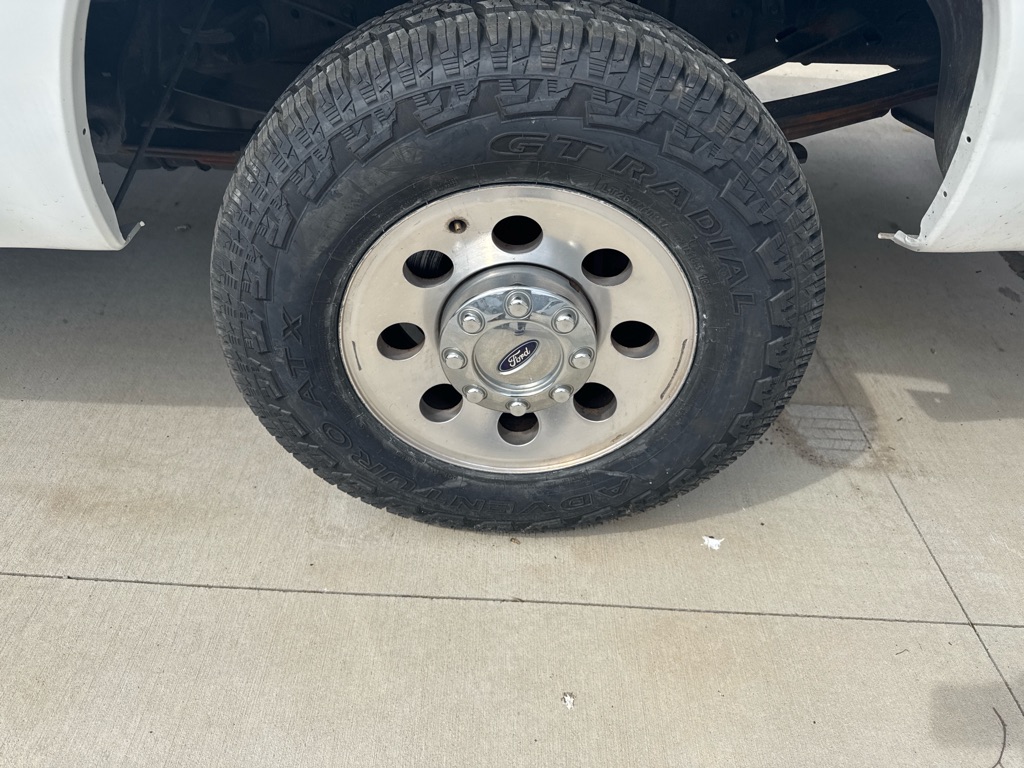 Photo 8 of this FORD F350