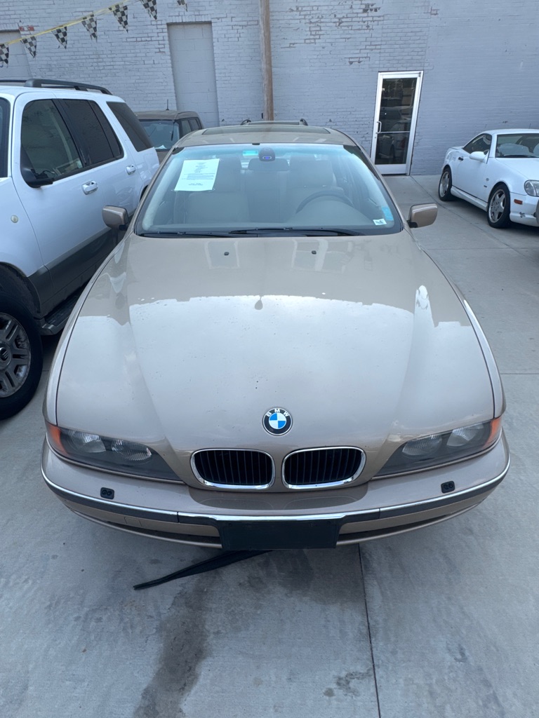 2000 BMW 528