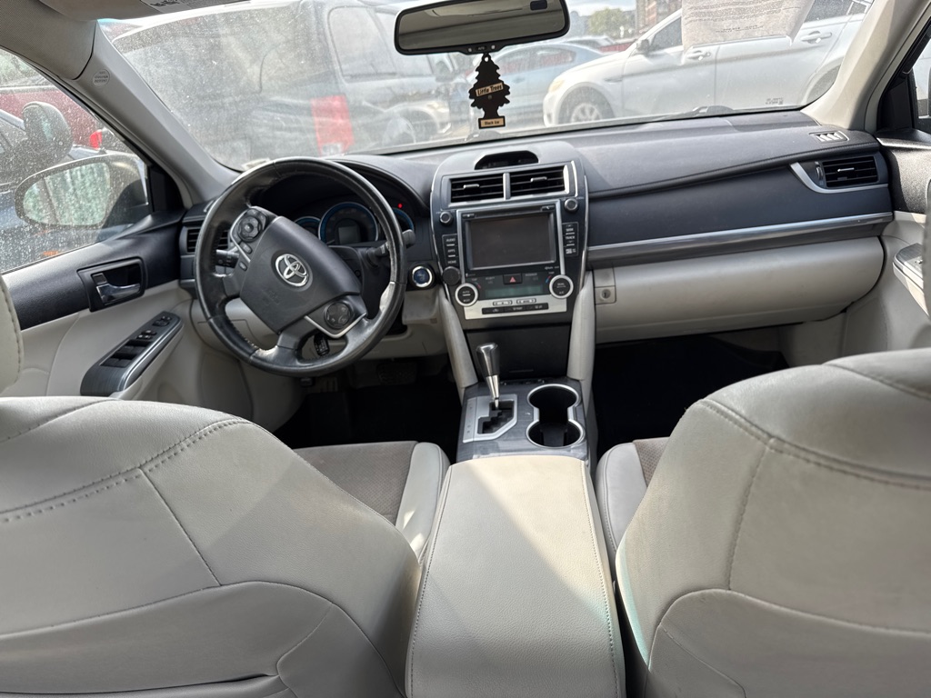 Photo 2 of this TOYOTA CAMRY