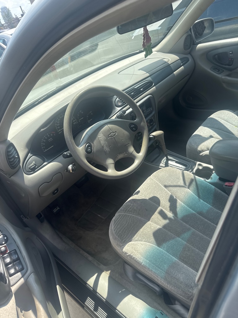 Photo 7 of this CHEVROLET MALIBU