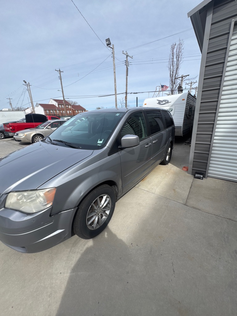 Photo 2 of this DODGE GRAND CARAVAN
