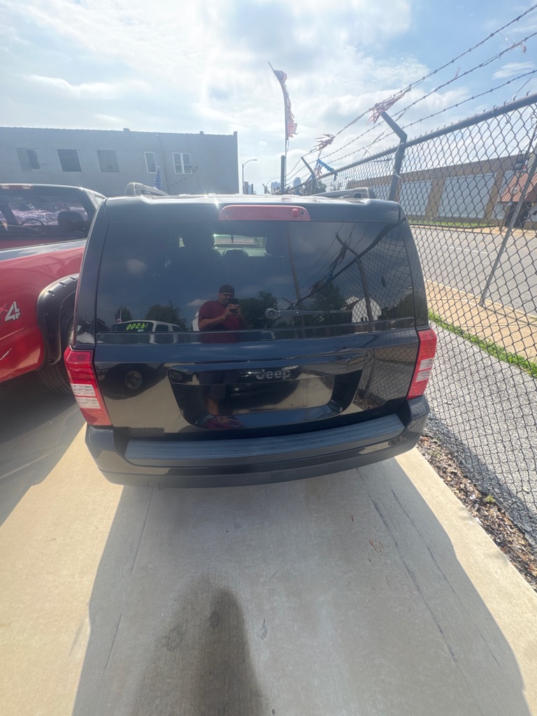 Photo 4 of this JEEP PATRIOT