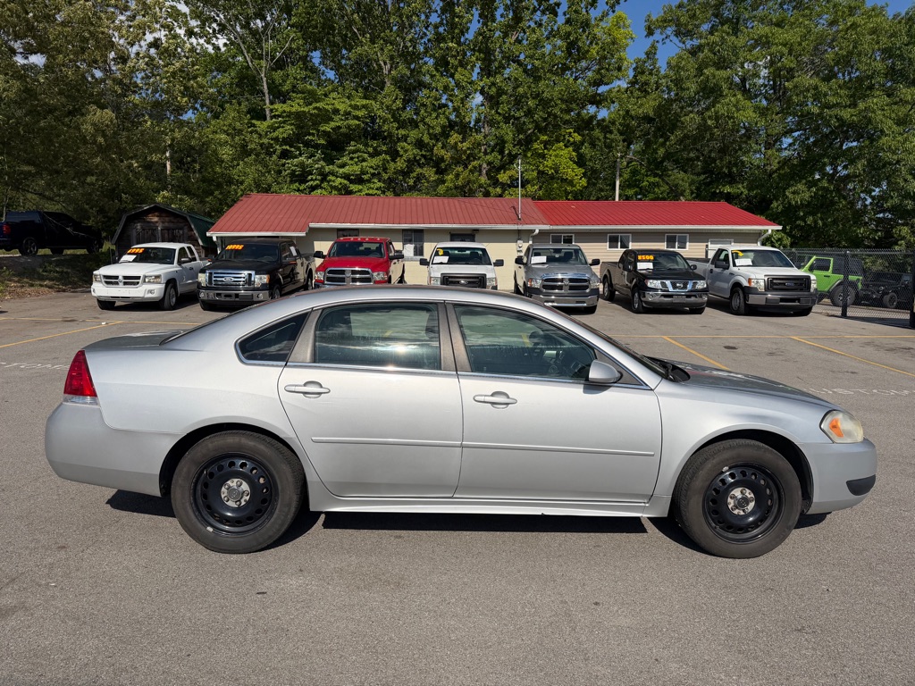 Photo 4 of this CHEVROLET IMPALA LIMITED