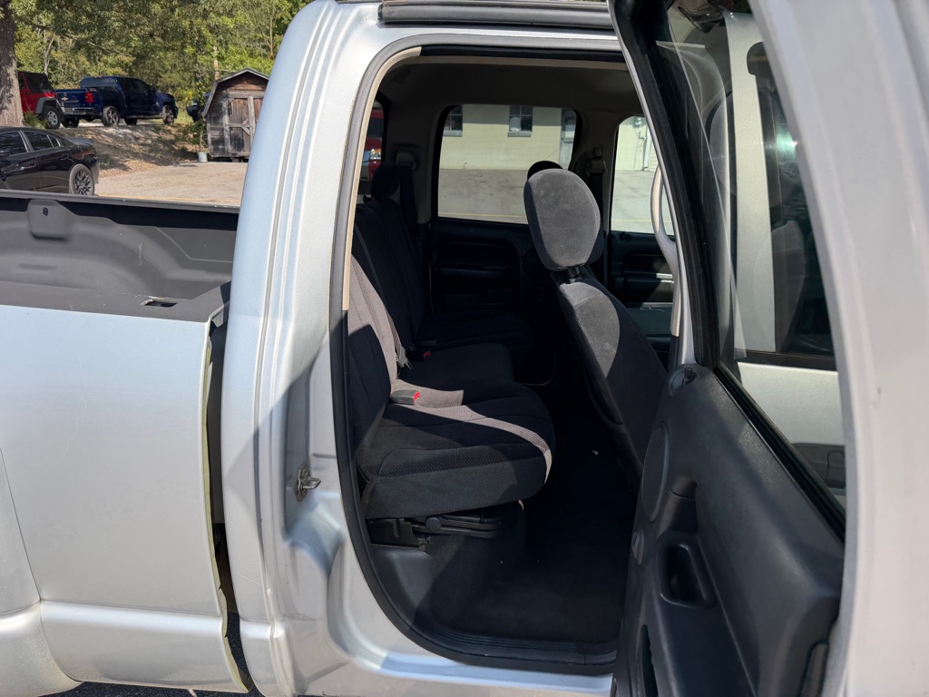 Photo 13 of this DODGE RAM 3500