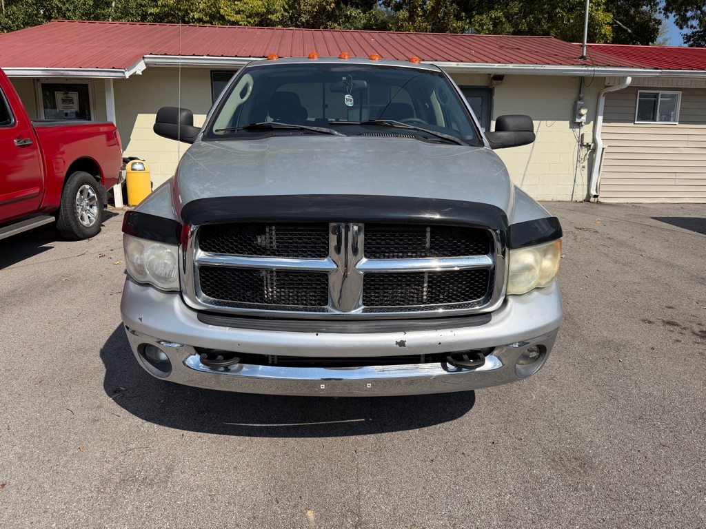 Photo 2 of this DODGE RAM 3500