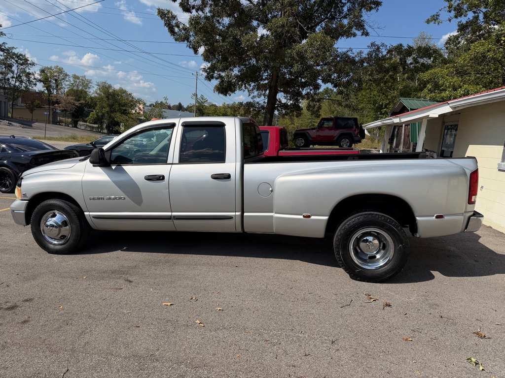 Photo 7 of this DODGE RAM 3500