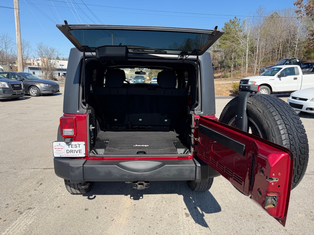 Photo 17 of this JEEP WRANGLER UNLIMI