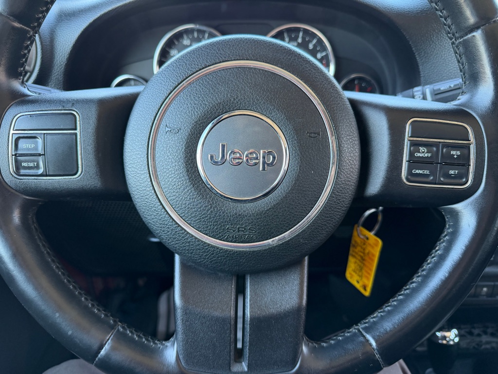 Photo 20 of this JEEP WRANGLER UNLIMI