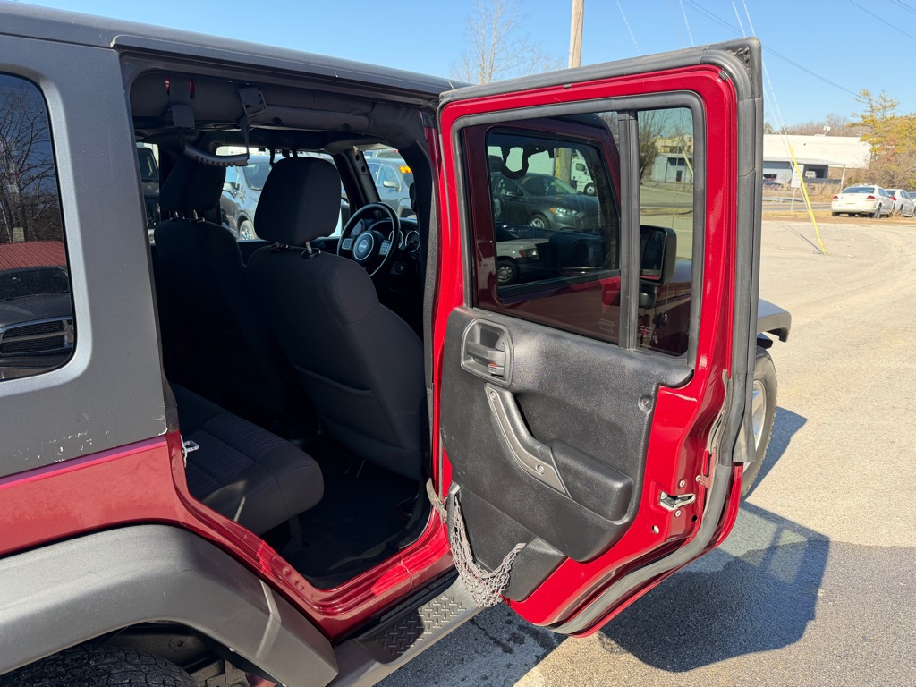 Photo 13 of this JEEP WRANGLER UNLIMI