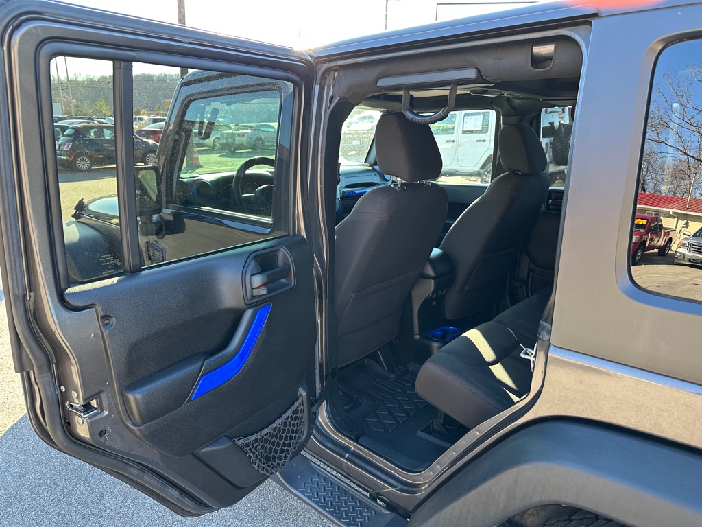 JEEP WRANGLER UNLIMI 2017 JEEP WRANGLER UNLIMI 1C4BJWDG0HL591098