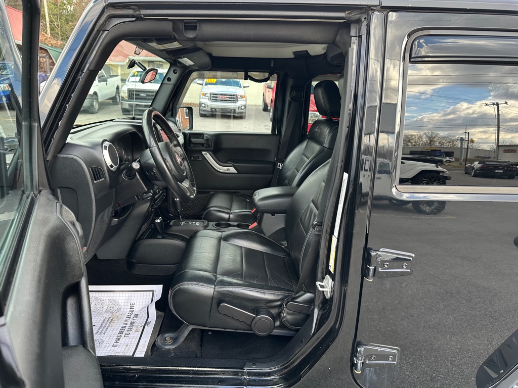 Photo 10 of this JEEP WRANGLER UNLIMI