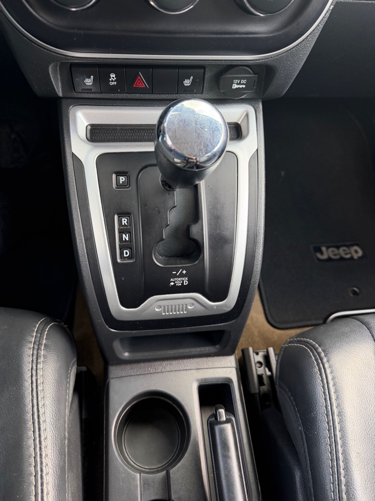 JEEP COMPASS 2016 JEEP COMPASS 1C4NJCEA6GD703580